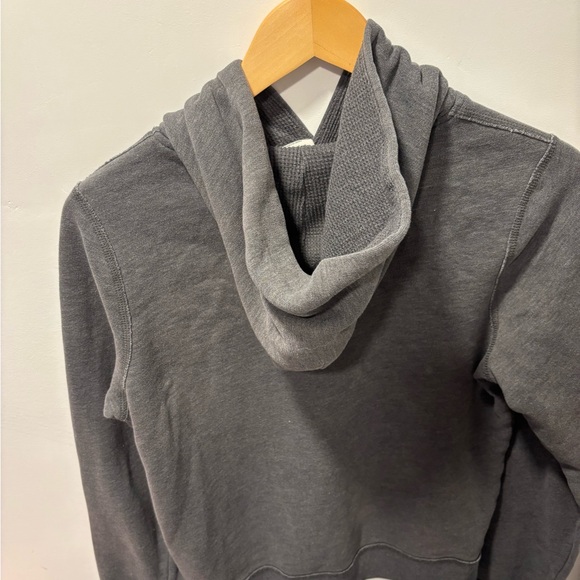 Abercrombie & Fitch Charcoal Sweatshirt - Picture 5 of 6